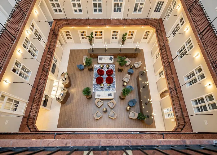 Отель Basiliq 4*