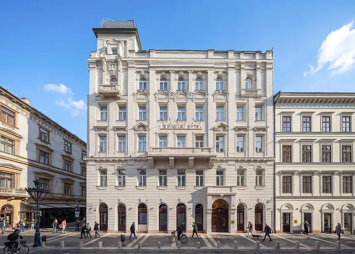 Basiliq 4* Budapest