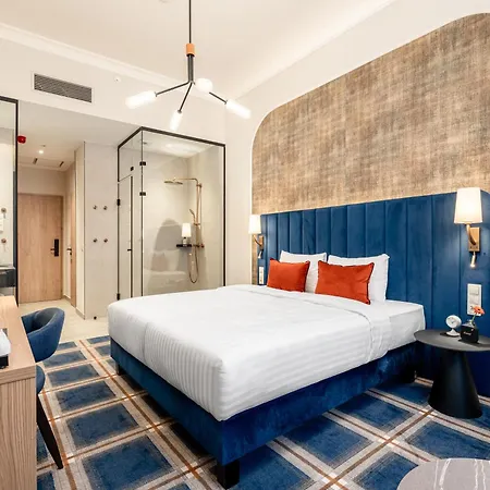 Basiliq Hotel 4*